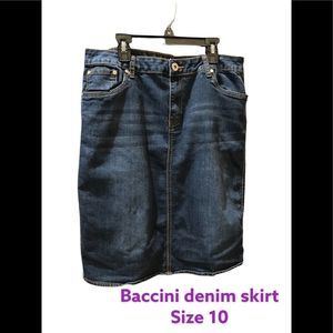 Baccini denim skirt size 10